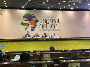 Iniciativas entre produtores e governo brasileiro para  cotonicultura africana foram apresentadas em seminário