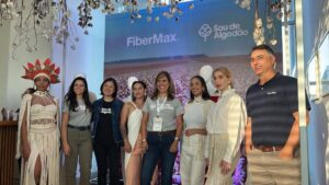 Sou de Algodão leva desfile de estilista parceira para evento da BASF